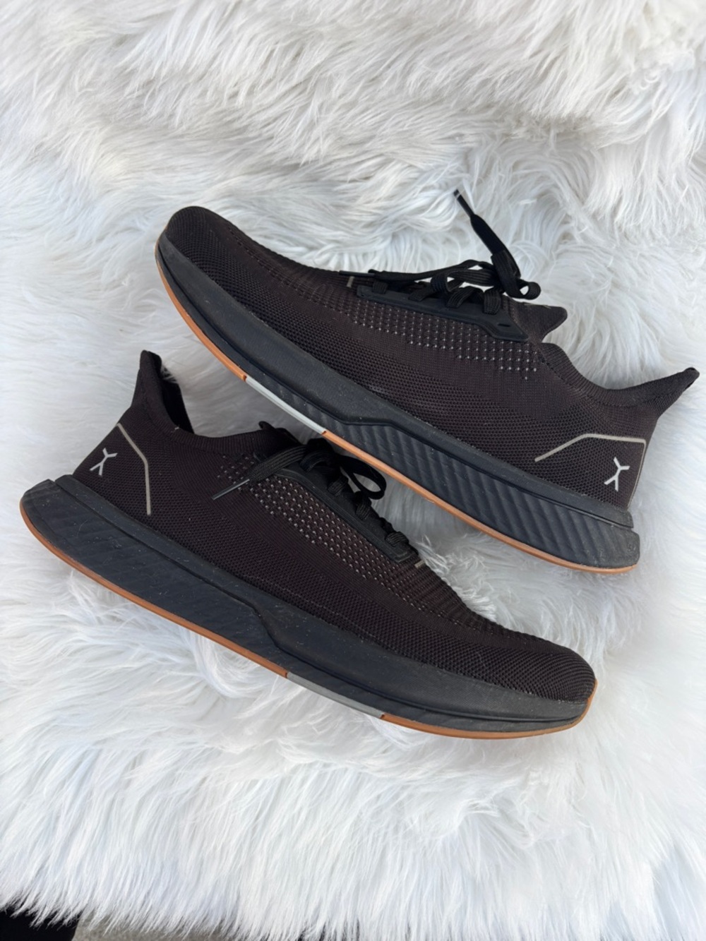 Men's Black Flux Adapt Waterproof Running Shoes Sz 12